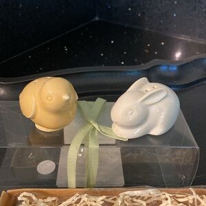 Hallmark Vintage Easter Spring Bunny & Chick Ceramic Salt & Pepper Shakers